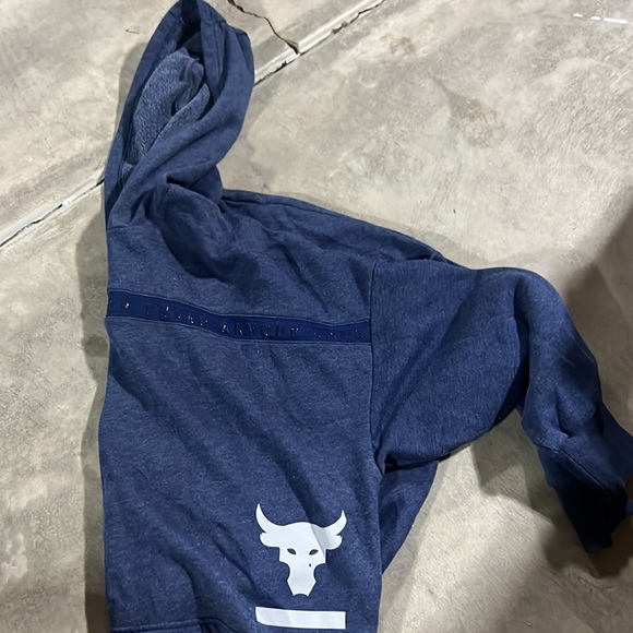 Womens Cropped Project Rock Under Armour Hoodie - Picture 5 of 5